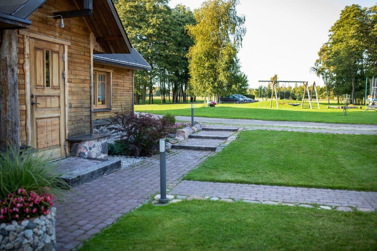Erlendi Kodumajutus Villa Pärnu Kültér fotó