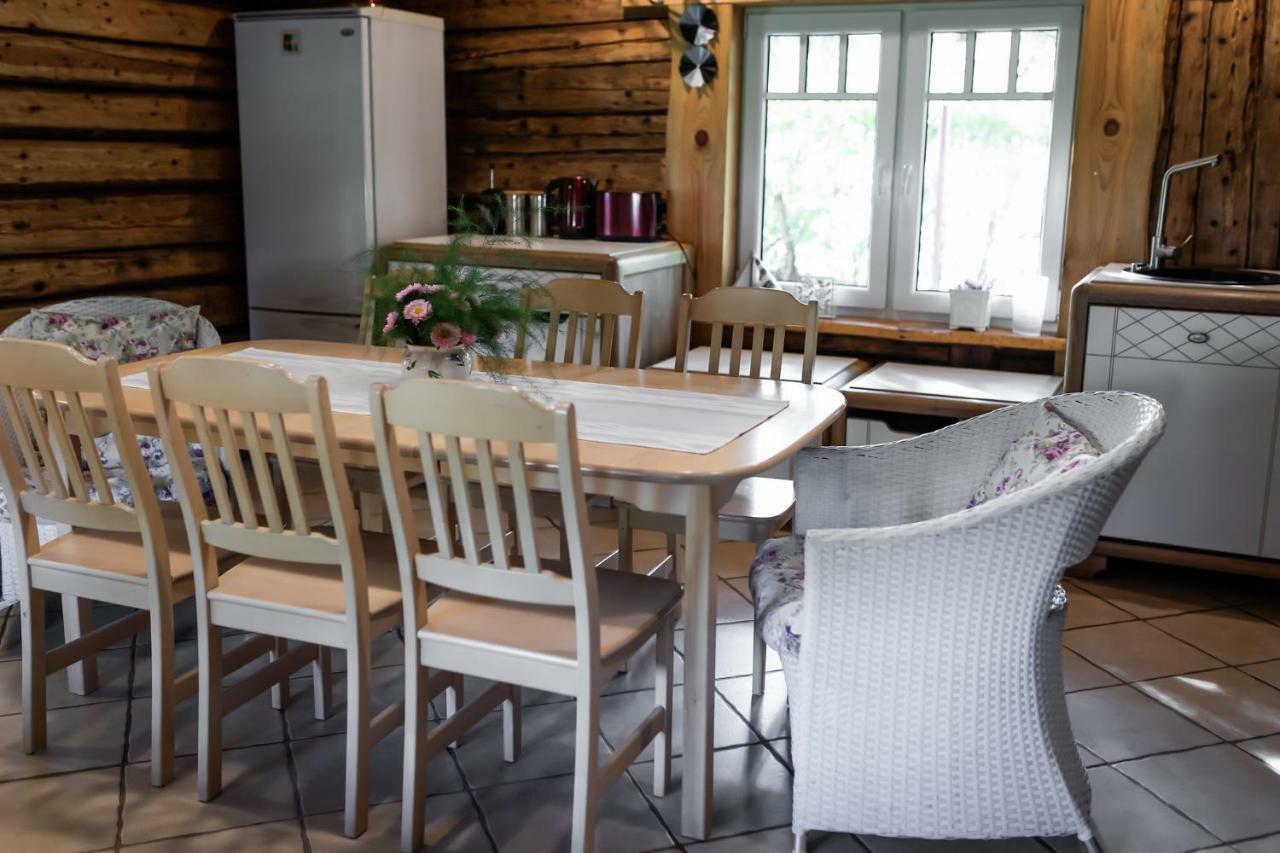 Erlendi Kodumajutus Villa Pärnu Kültér fotó