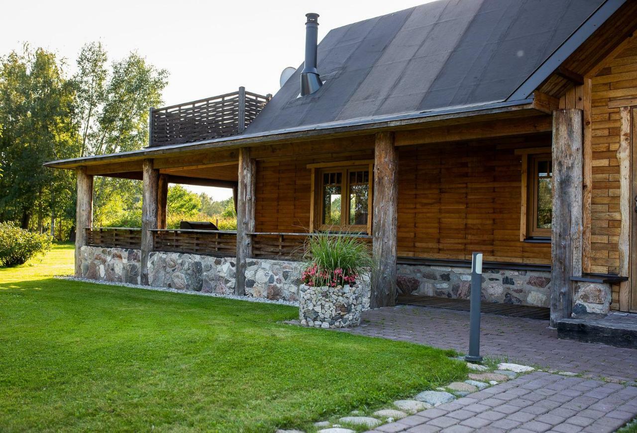 Erlendi Kodumajutus Villa Pärnu Kültér fotó